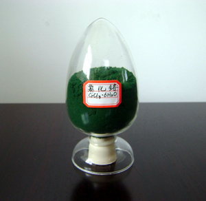 Krom(III) klorür heksahidrat (CrCl3•6H2O)-Kristalin